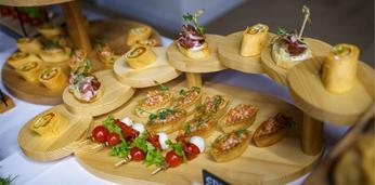 День рождения на 12 персон